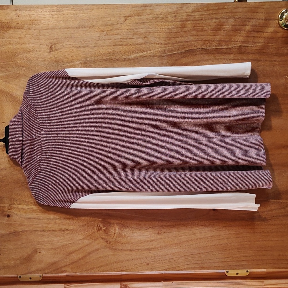 Sweet Journey Ribbed Mixed Media Turtleneck Top Marled Burgundy Cream Sleeves 2X - Picture 6 of 11